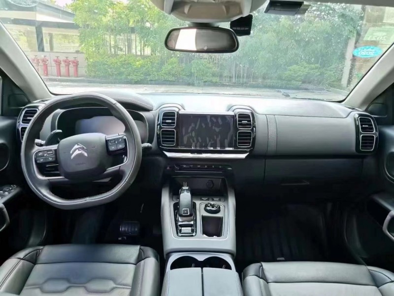 泉州17年雪鐵龍天逸 C5 AIRCROSS7
