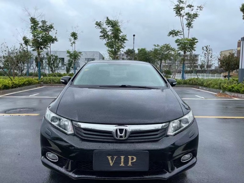 盐城14年本田思域1