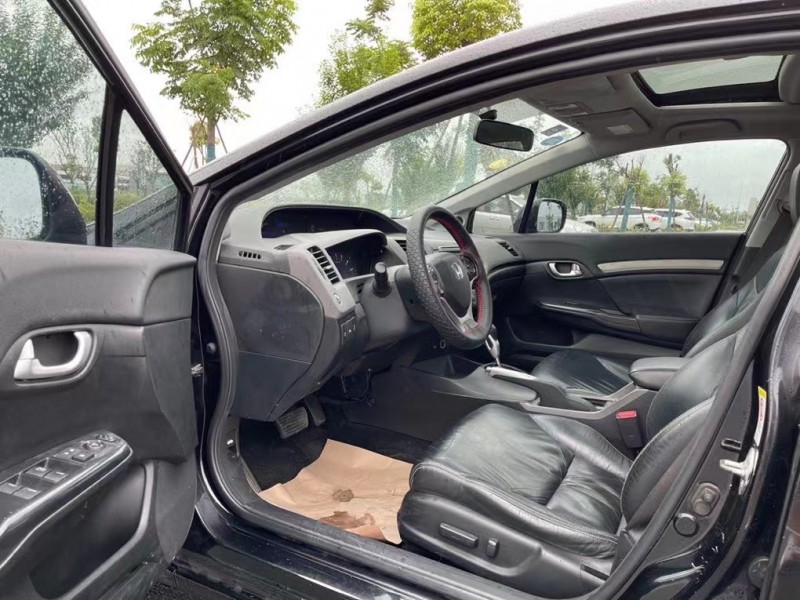 盐城14年本田思域4