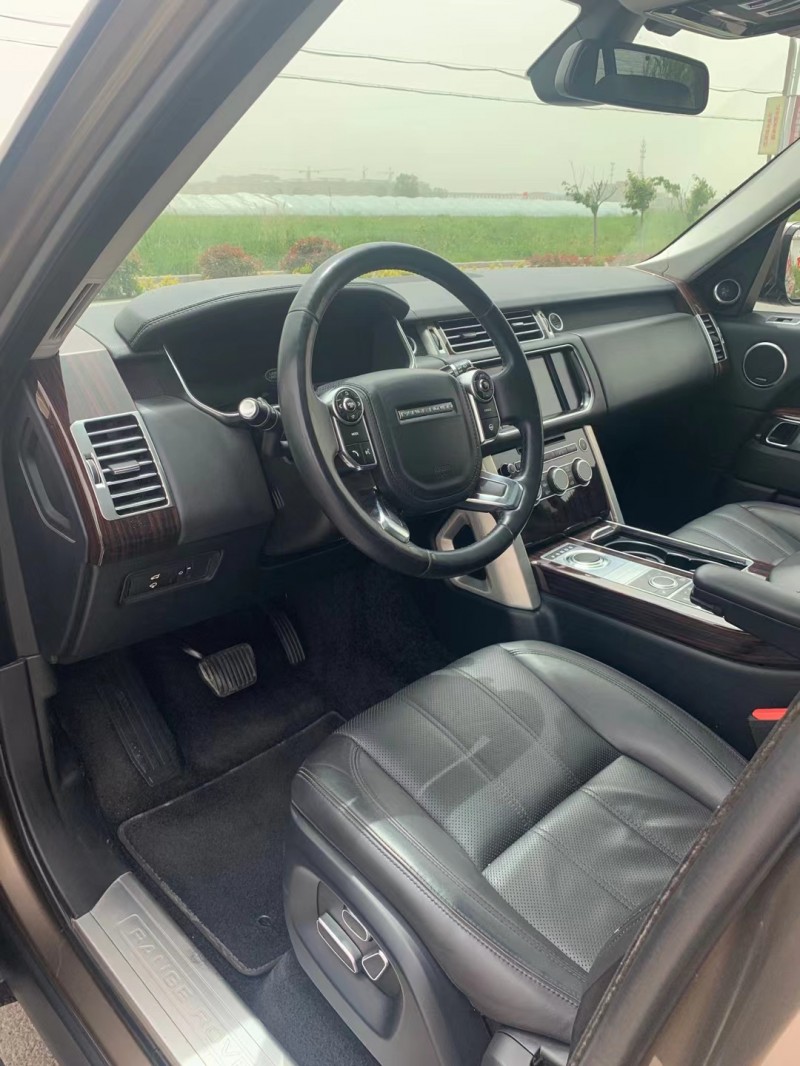 徐州14年路虎揽胜行政8