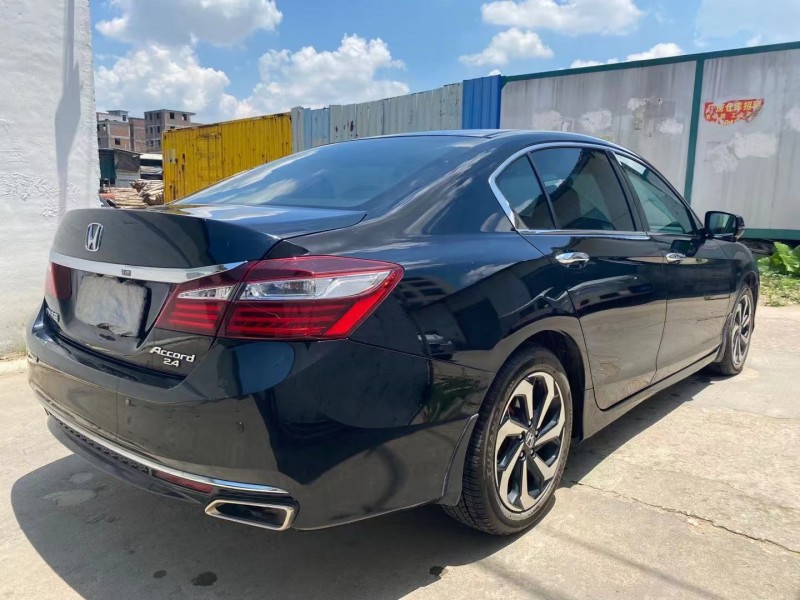 广州18年本田雅阁3