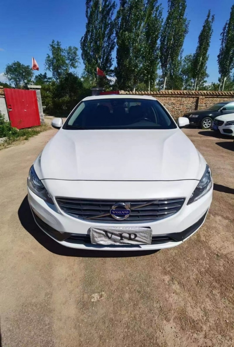 大同15年沃爾沃S60L1
