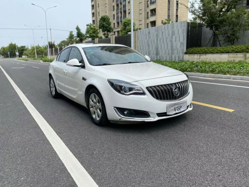 徐州14年别克君威2