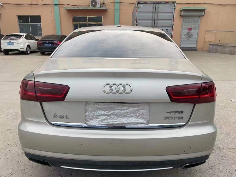 青岛16年奥迪A6L1