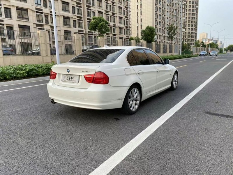 徐州12年宝马3系8