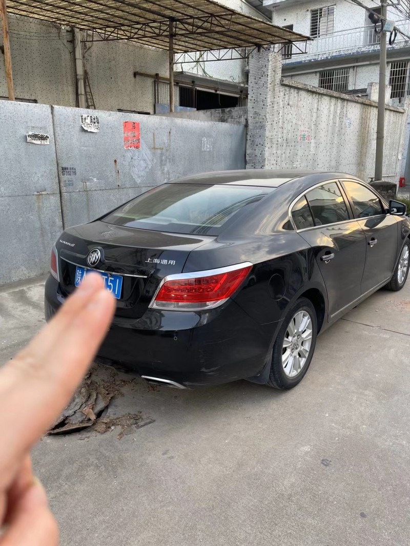 广州12年别克君越4