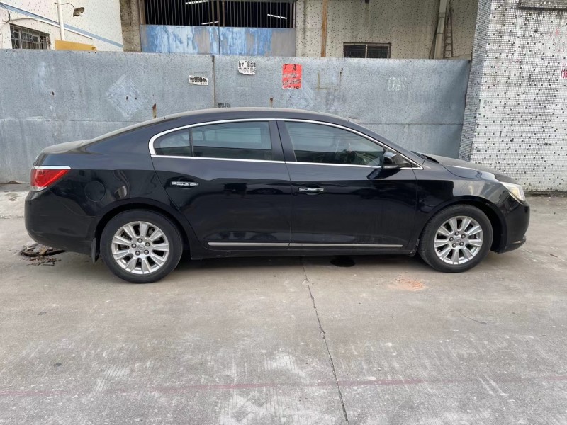 广州12年别克君越5