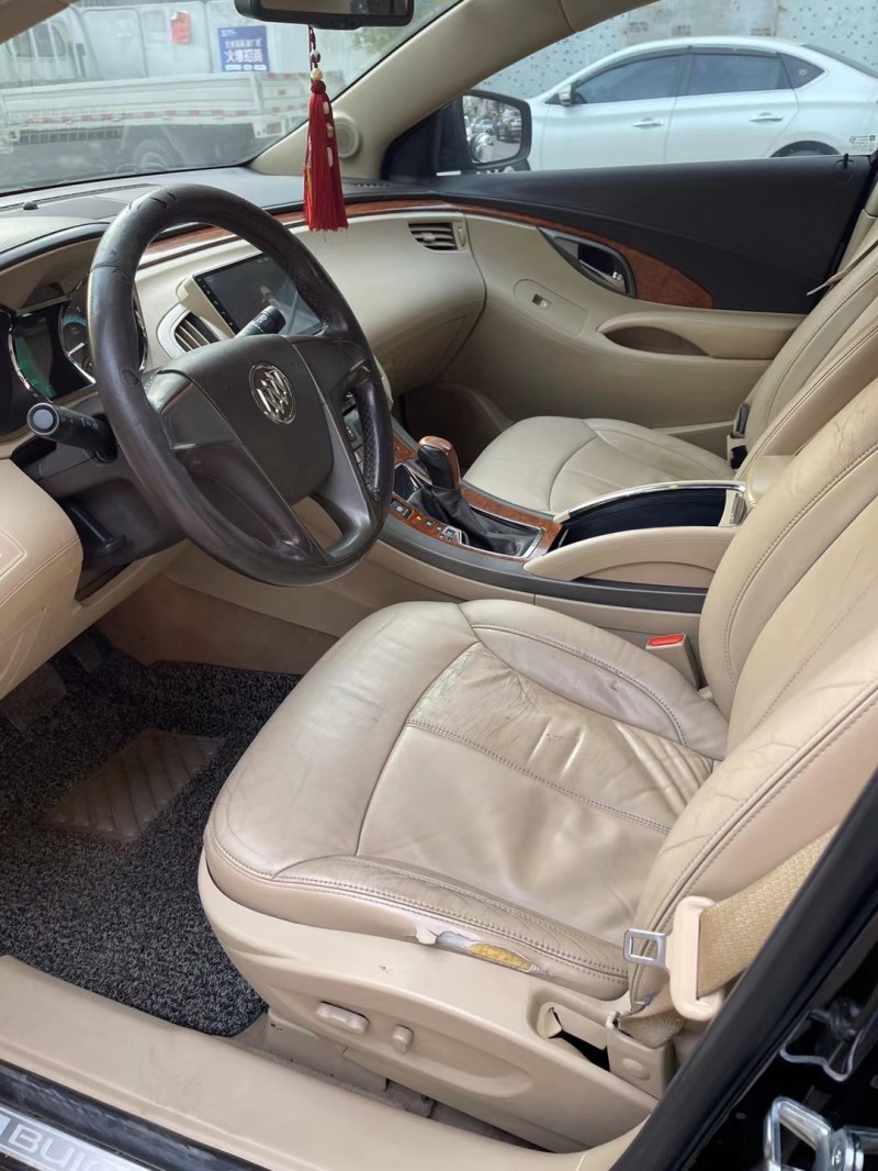 广州12年别克君越7