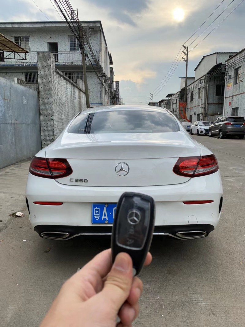 广州19年奔驰C5