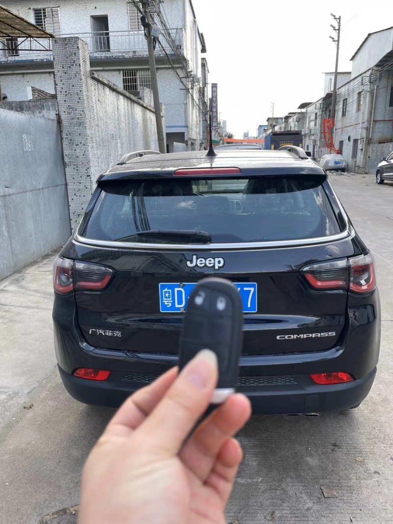 廣州20年Jeep指南者3