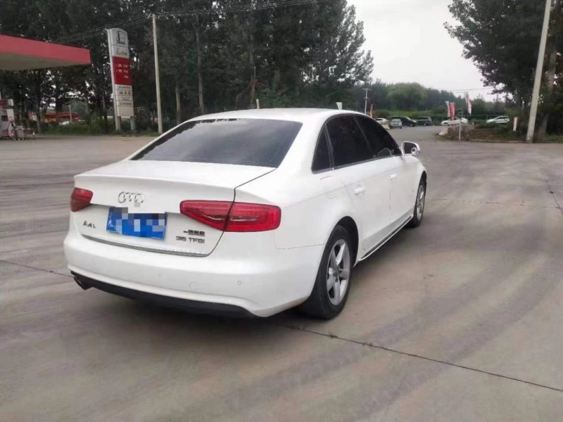 天津15年奧迪A4L7