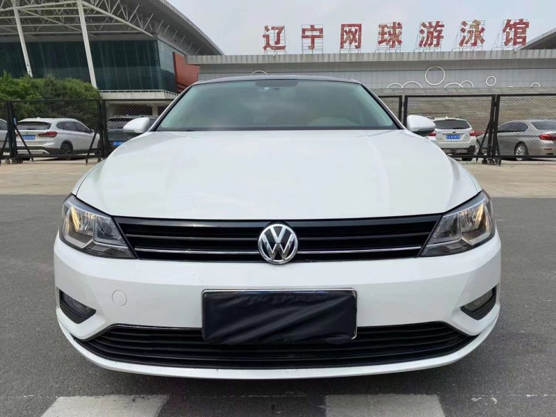 沈陽15年大眾凌渡1