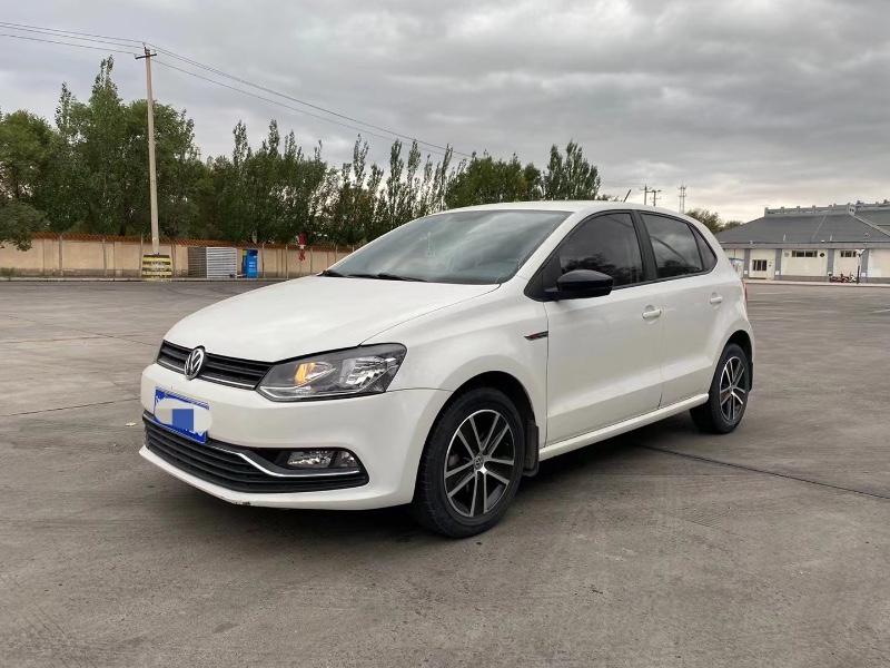 青岛14年大众polo5