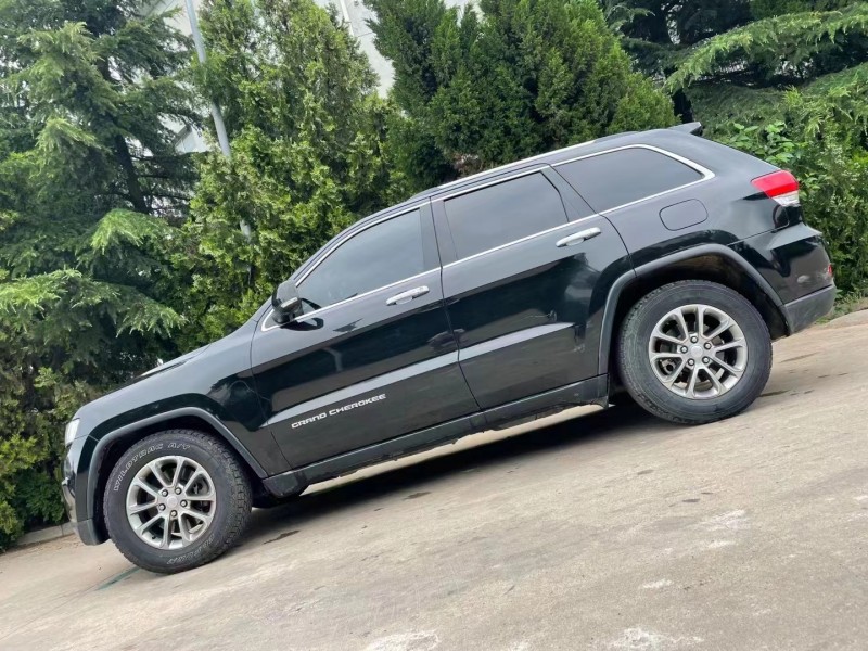 煙臺14年Jeep大切諾基3