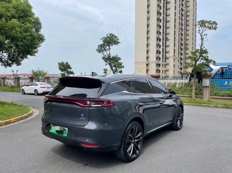 上海19年比亞迪唐8