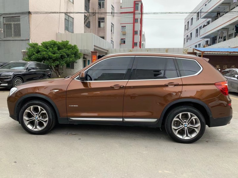 中山17年寶馬X33