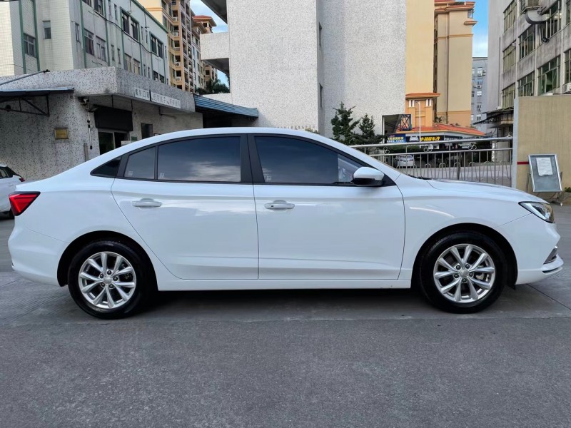 中山20年榮威Ei52