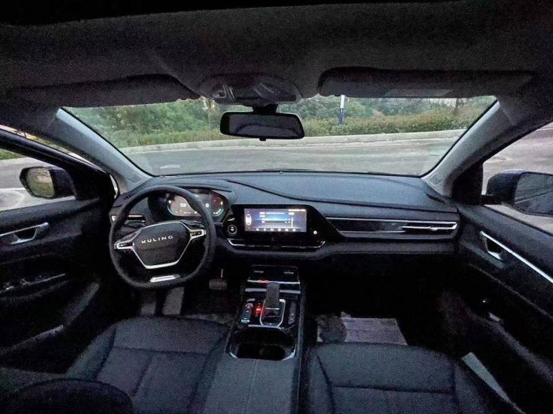 恩施21年五菱汽車凱捷6