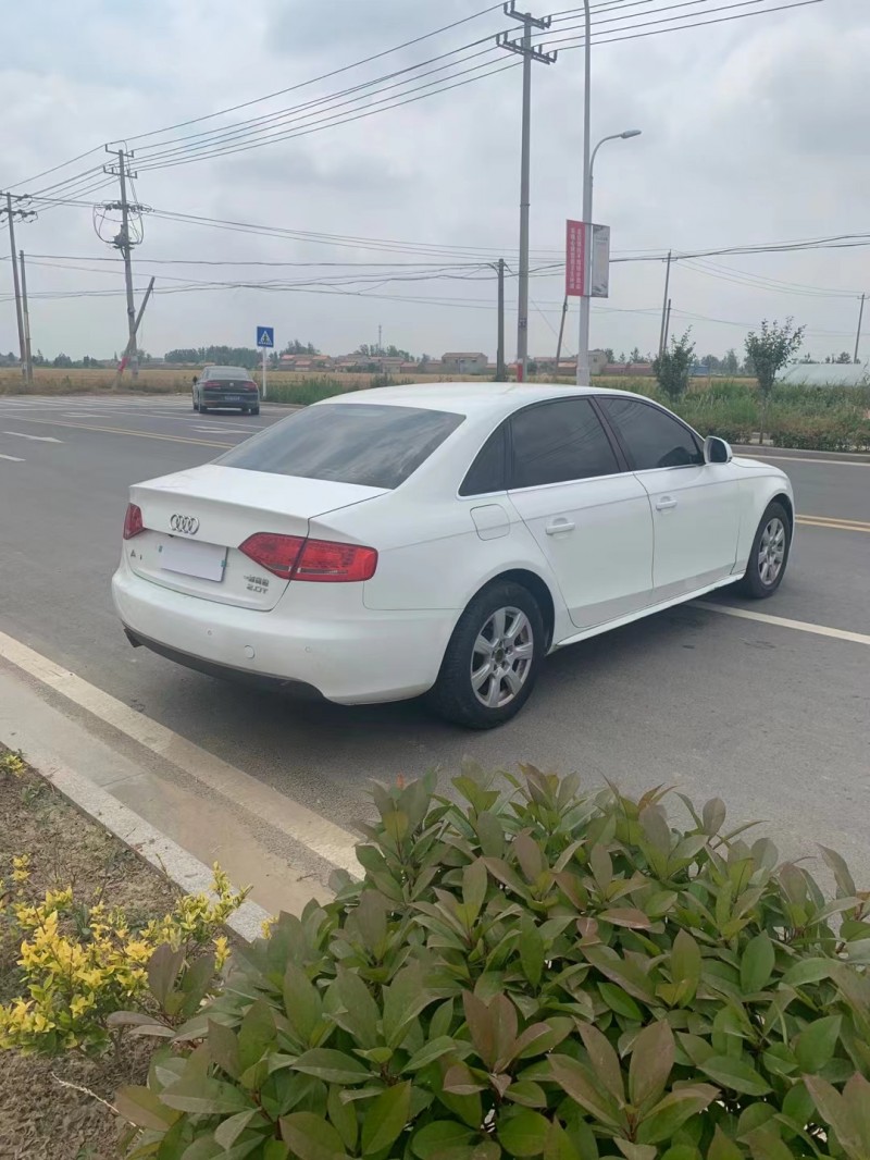 徐州11年奥迪A4L3
