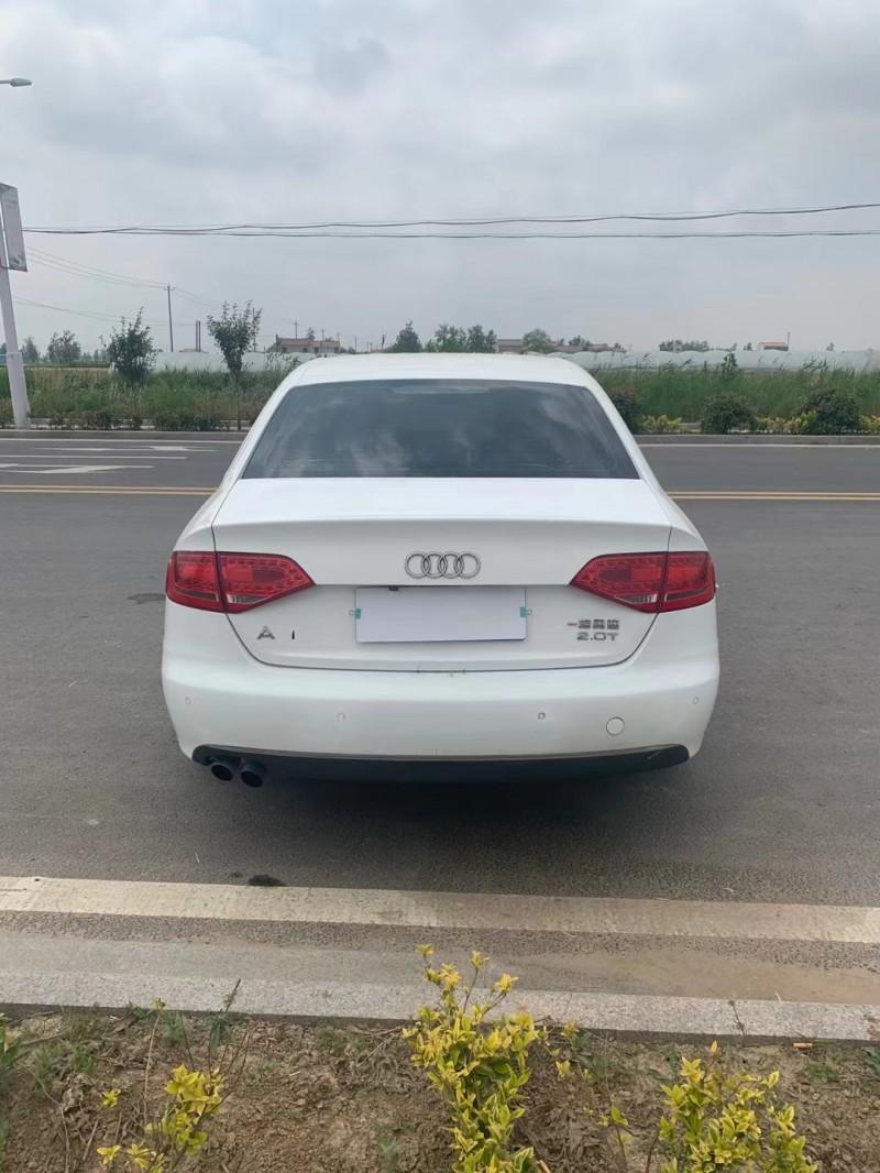 徐州11年奥迪A4L8