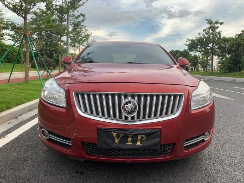 广州11年别克君威1