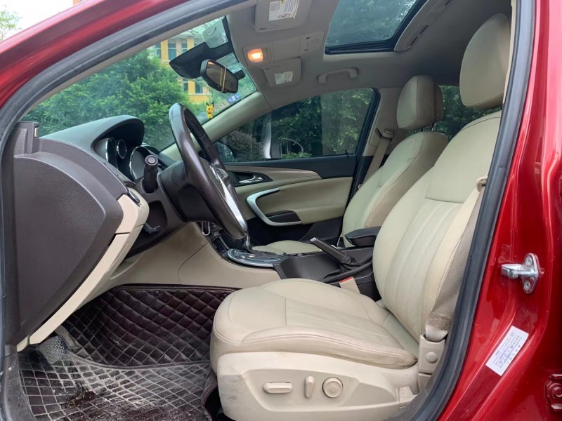 广州11年别克君威7