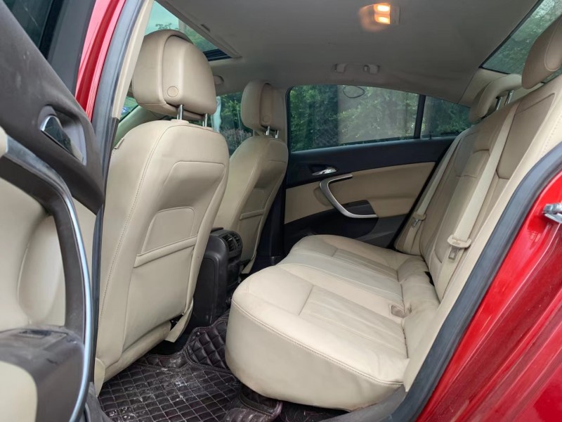 广州11年别克君威8