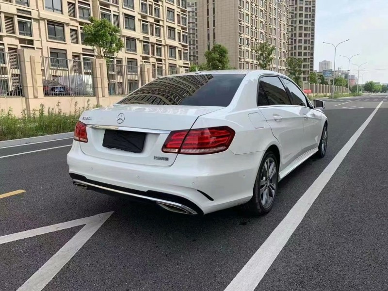 蘇州14年奔馳E8