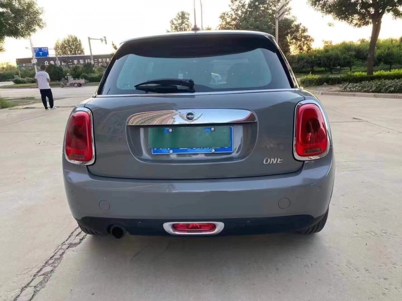 邯鄲15年寶馬MINI9