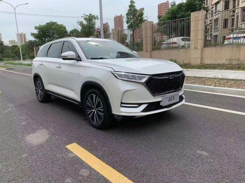 蘇州20年長安汽車歐尚2