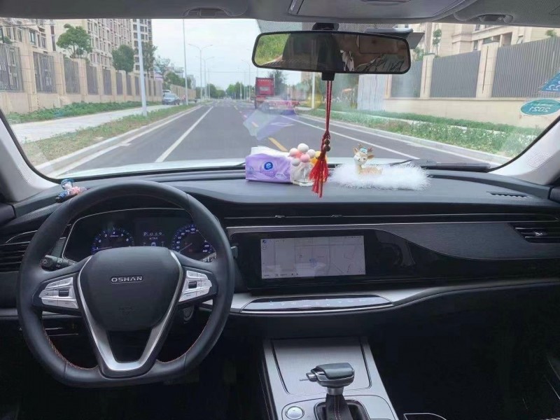 蘇州20年長安汽車歐尚6