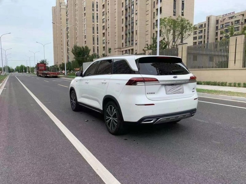蘇州20年長安汽車歐尚8