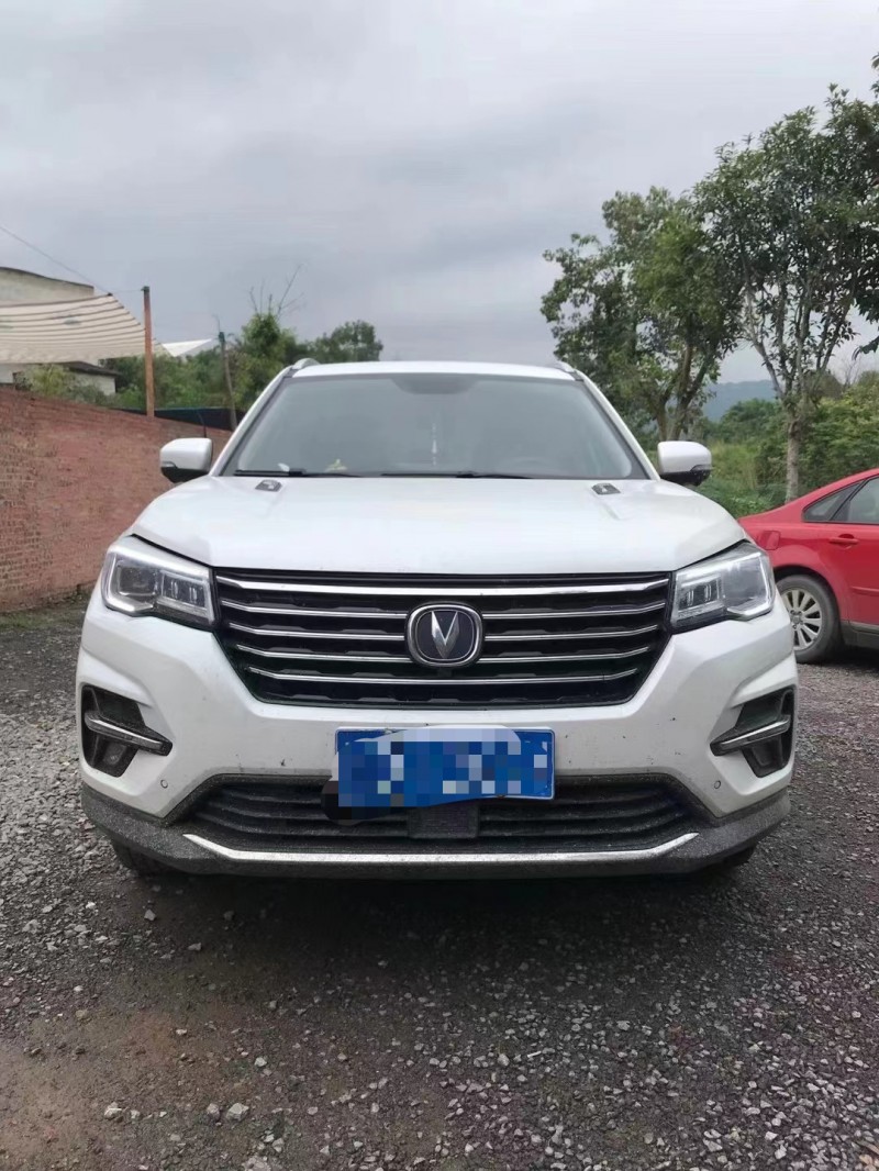 重慶19年長安汽車CS751