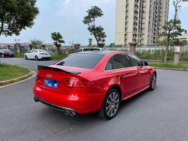 上海10年奧迪A4L7