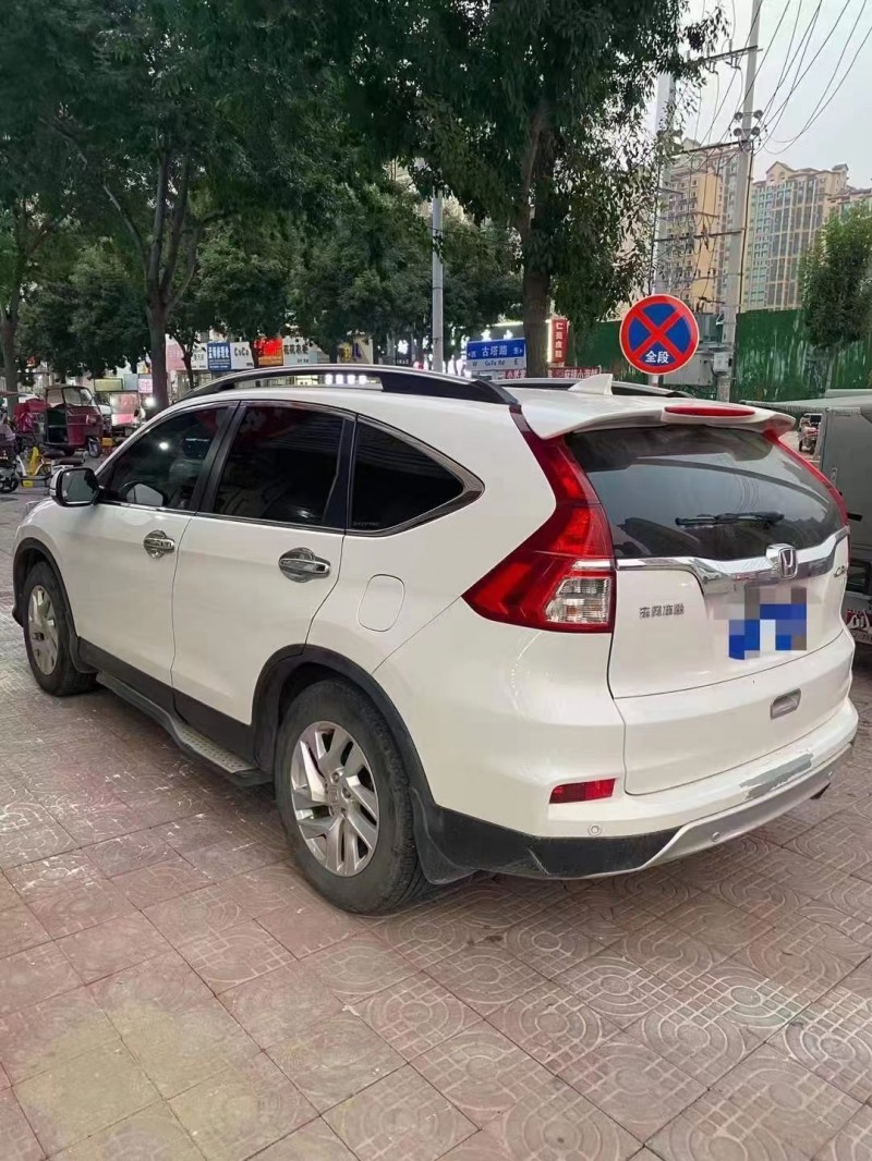 泰安16年本田CR-V5