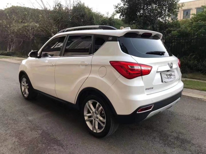 成都19年长安汽车CS357