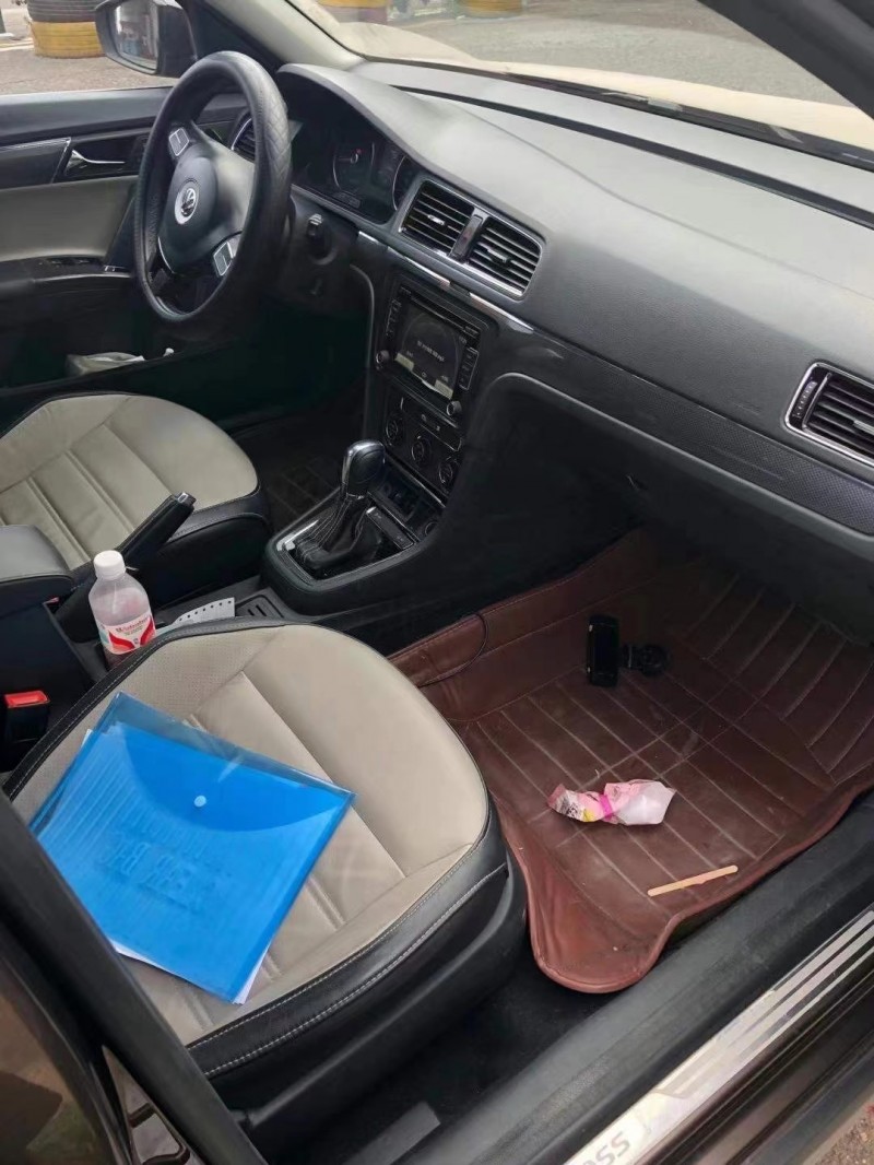 南宁14年大众朗境2