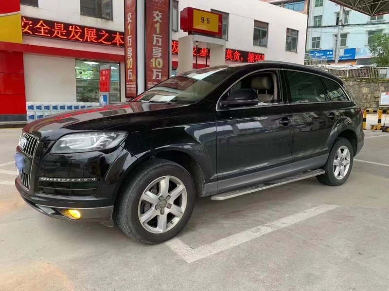 十堰12年奧迪Q76