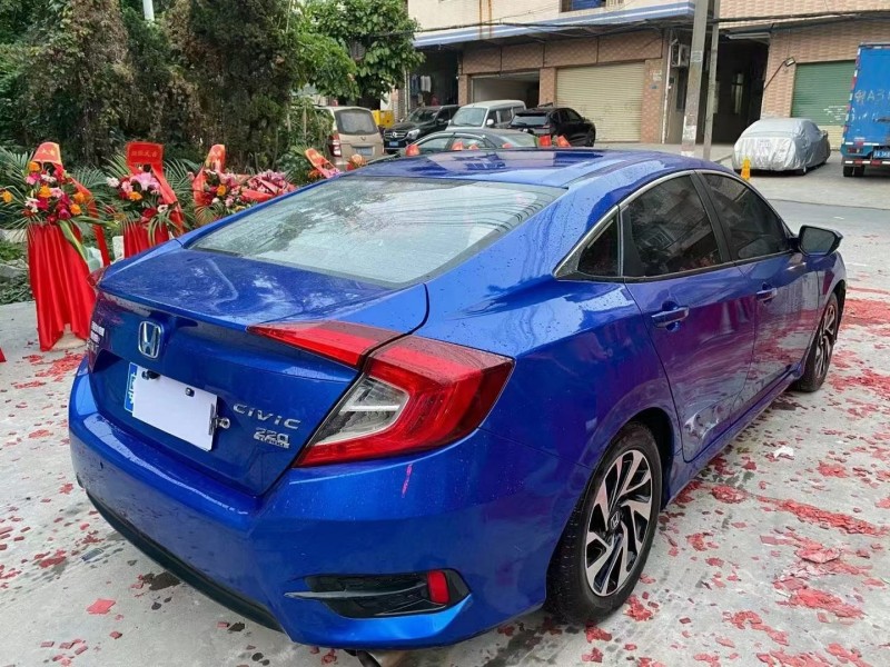 广州18年本田思域9