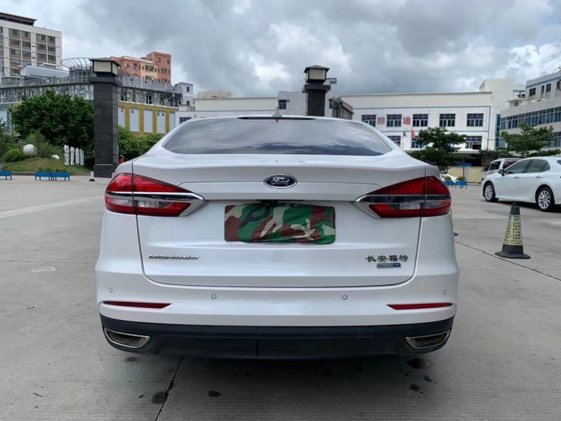 东莞20年福特蒙迪欧1