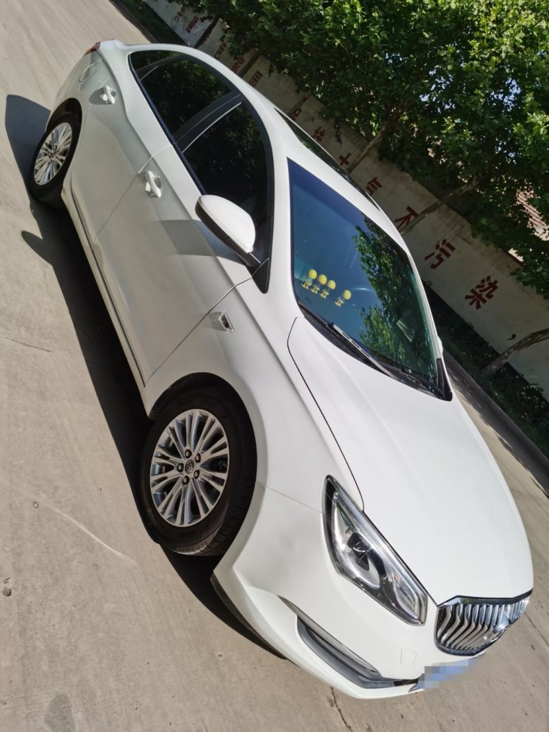 枣庄17年别克英朗2