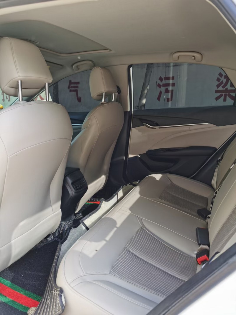 枣庄17年别克英朗6