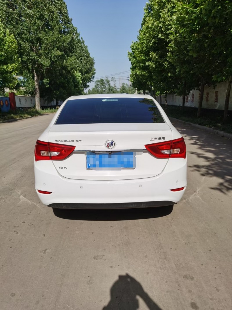 枣庄17年别克英朗8