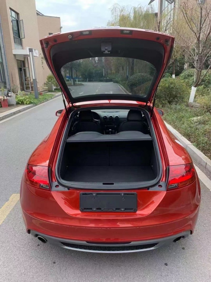 武汉13年奥迪TT5