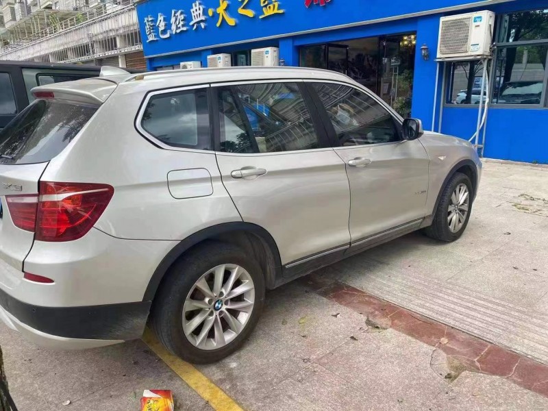 吉安13年寶馬X35
