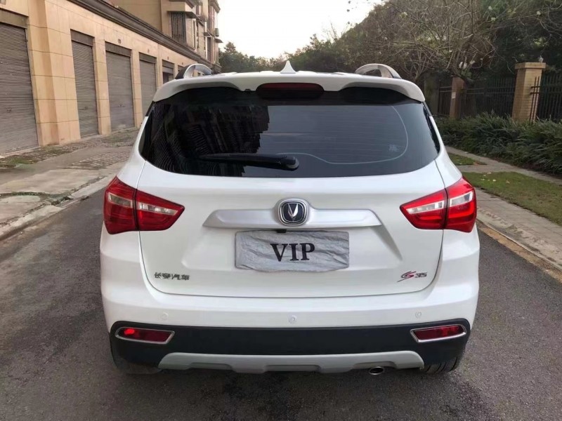 成都19年长安汽车CS759