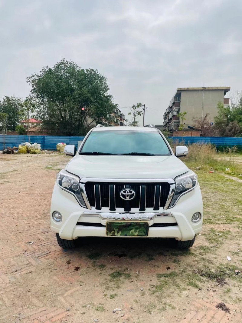 聊城16年豐田普拉多1