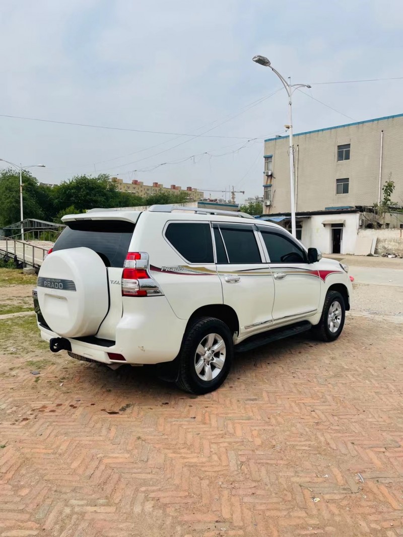 聊城16年豐田普拉多8