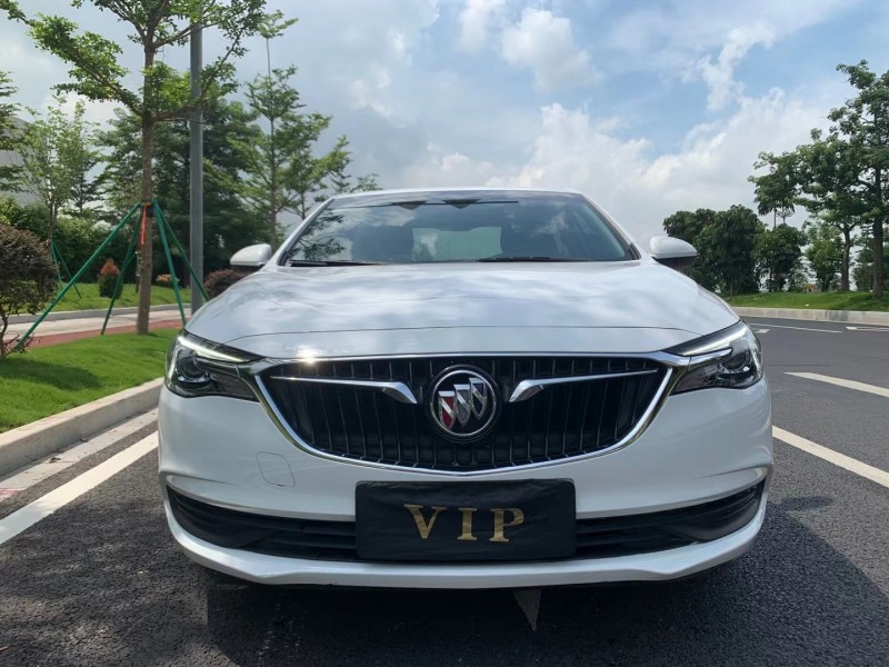 广州18年别克英朗9