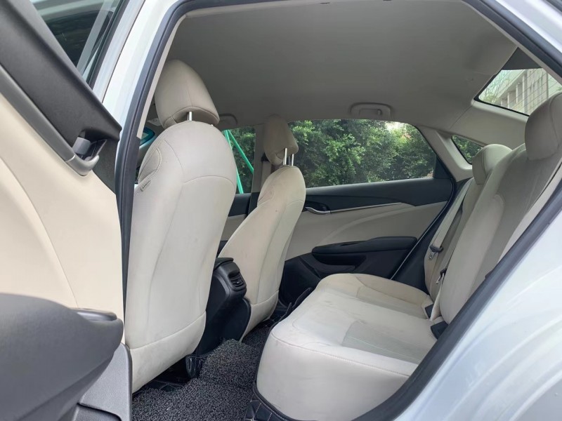 广州18年别克英朗2